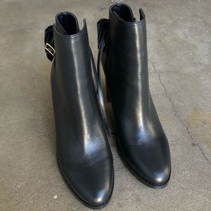 BANANA REPUBLIC BLK Boots 8.5